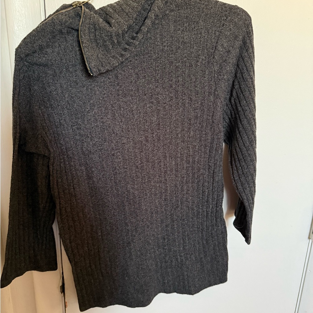 Gray Ribbed Funnel Neck Women's Sweater